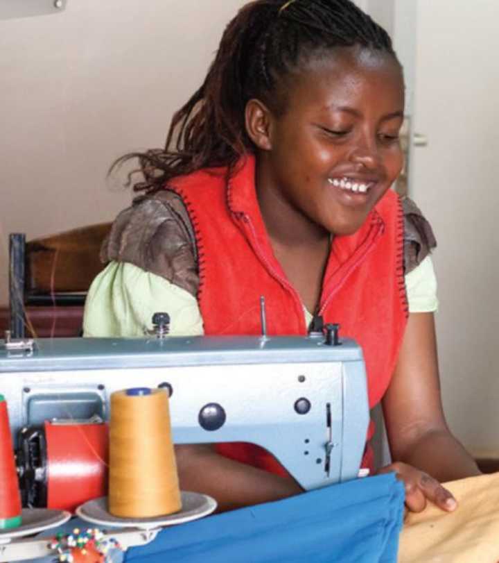 Sewing machines for workshops in Peru